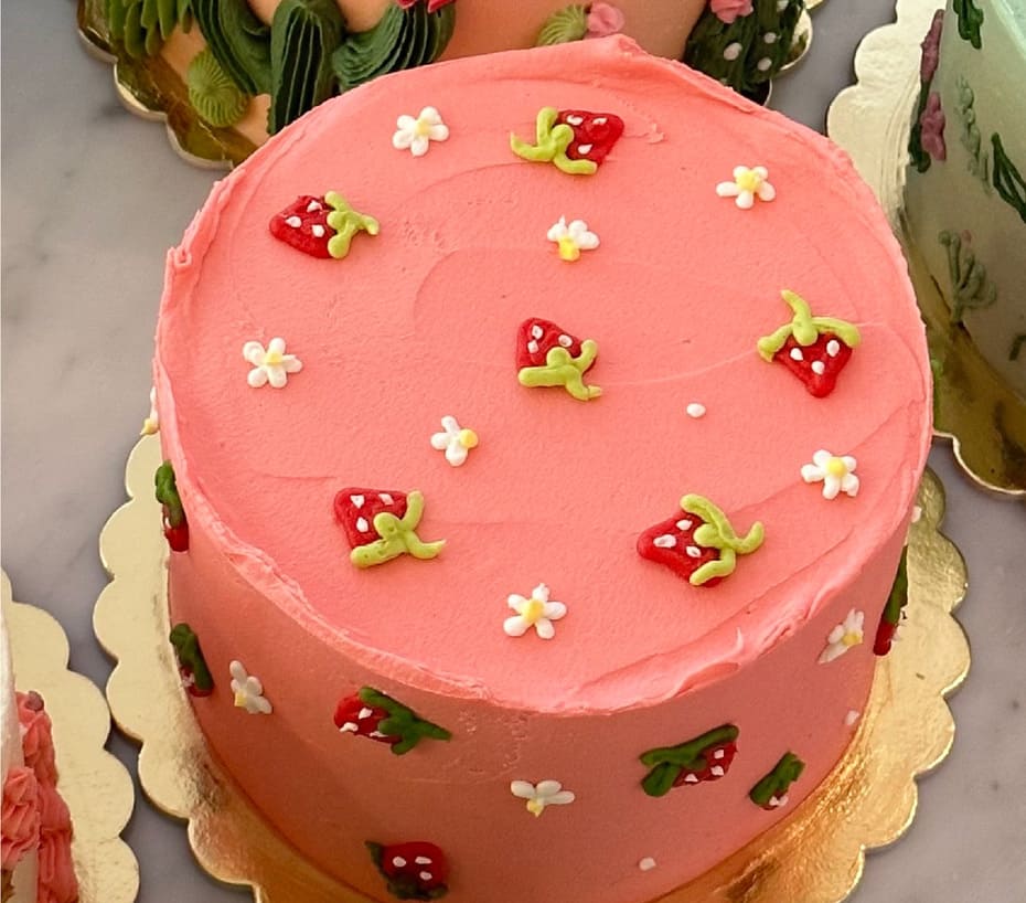 Torta Fragoline — Camelia Bakery